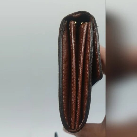 Louis Vuitton Sarah Wallet with COA​​ - Picture 3 of 16